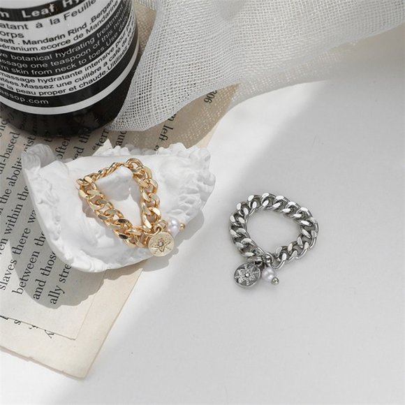 ♠️ NWT Statement Silver Ring with Pearl - Picture 3 of 5